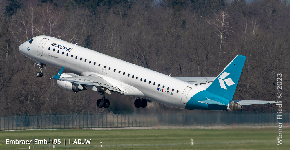 Embraer Emb-195 | I-ADJW