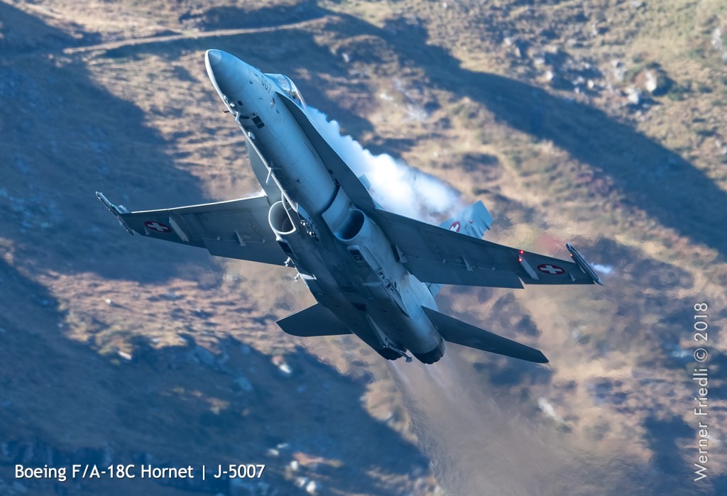 Boeing F/A-18C Hornet | J-5007