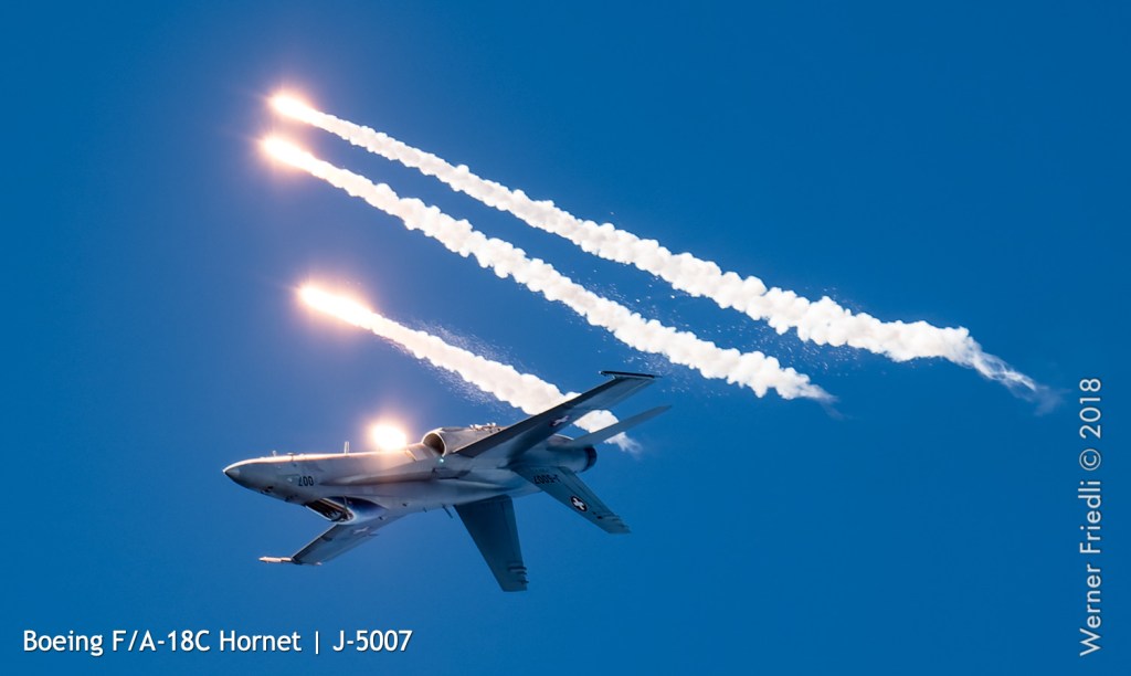 Boeing F/A-18C Hornet | J-5007