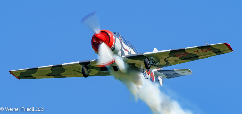 Yak-52